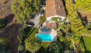 Sale House Cabrières-d'Avignon