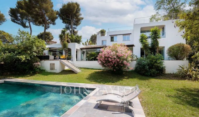 Sale House Cagnes-sur-Mer