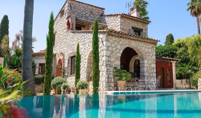 Sale House Cagnes-sur-Mer