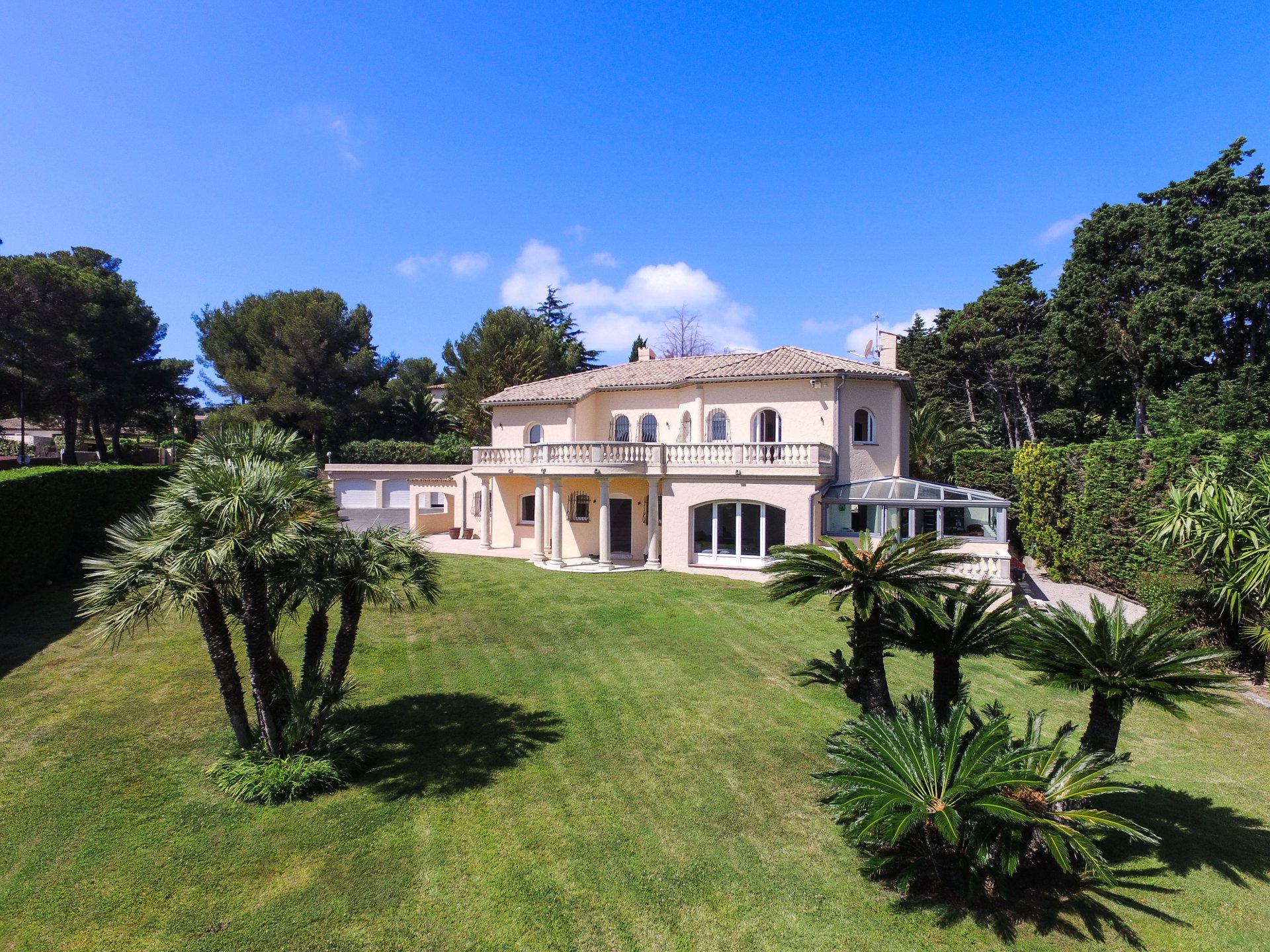 Ad Sale House Cap d'Antibes (06160), 7 Rooms refV0113AN