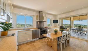 Sale House Châteauneuf-Grasse