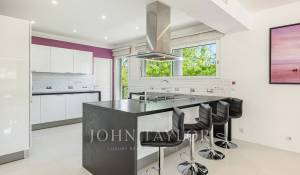 Sale House Châteauneuf-Grasse