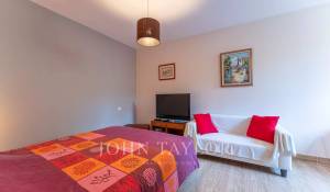 Sale House Éguilles