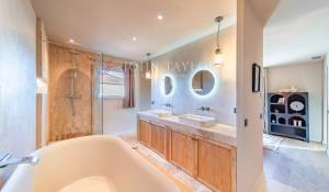 Sale House Eygalières