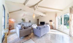 Sale House Eygalières