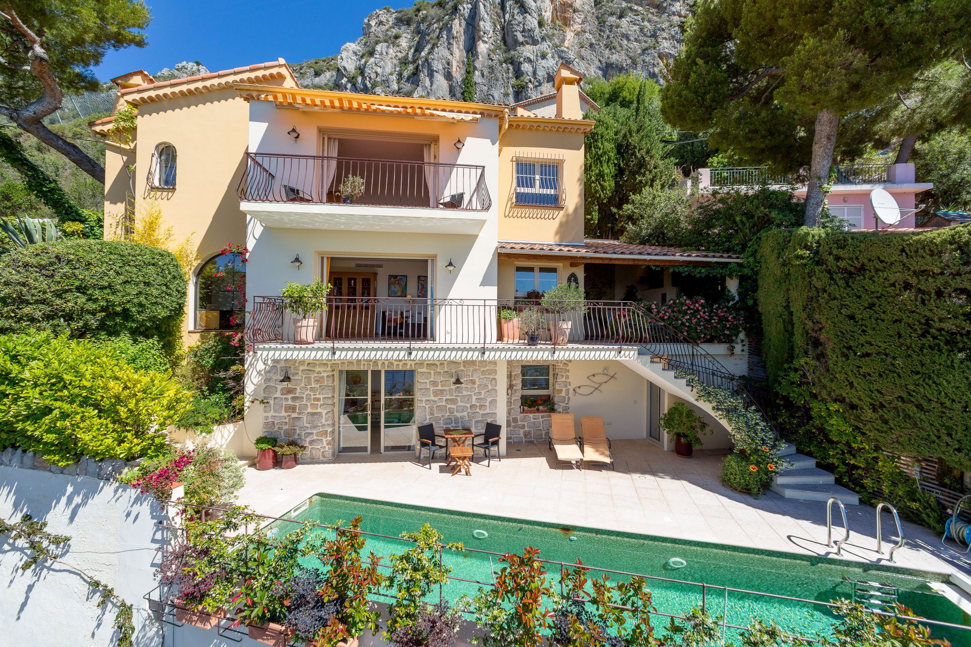 Ad Sale House Èze Bord de Mer (06360), 4 Rooms refV0986SJ