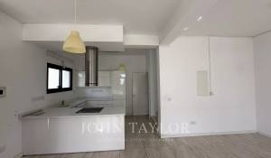 Sale House Germasogeia
