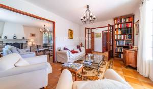 Sale House Goult