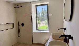 Sale House L'Isle-sur-la-Sorgue