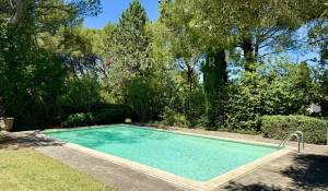 Sale House L'Isle-sur-la-Sorgue