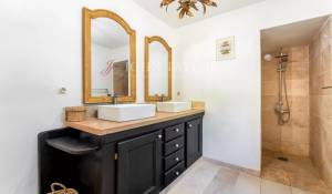 Sale House L'Isle-sur-la-Sorgue