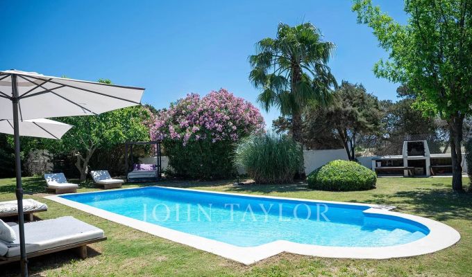 Sale House La Caleta