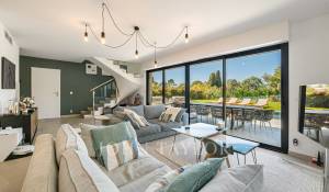 Sale House La Roquette-sur-Siagne