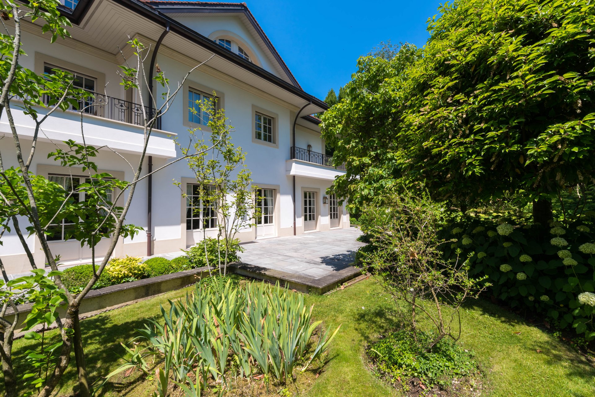 Ad Sale House Lausanne (1006), 15 Rooms refV0224LS