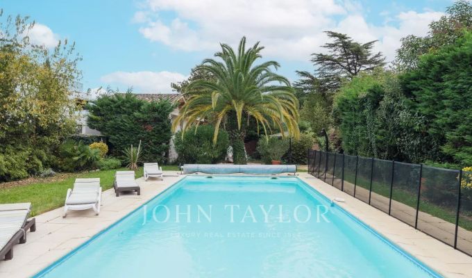 Sale House Le Bouscat