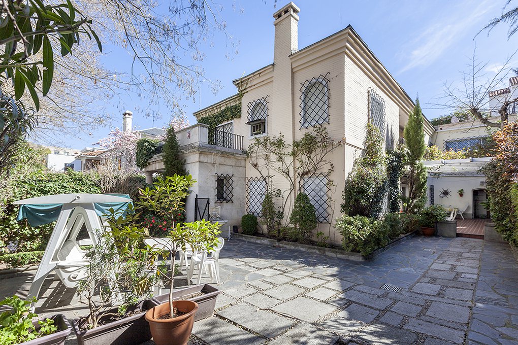 Ad Sale House Madrid El Viso (28002) refV0108MAC