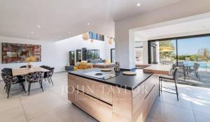 Sale House Mandelieu-la-Napoule