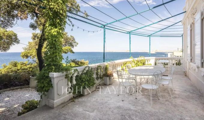 Sale House Marseille 7ème