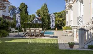 Sale House Marseille 8ème