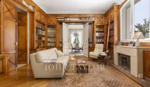 Sale House Marseille 8ème