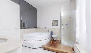 Sale House Marseille 8ème