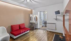 Sale House Marseille 8ème