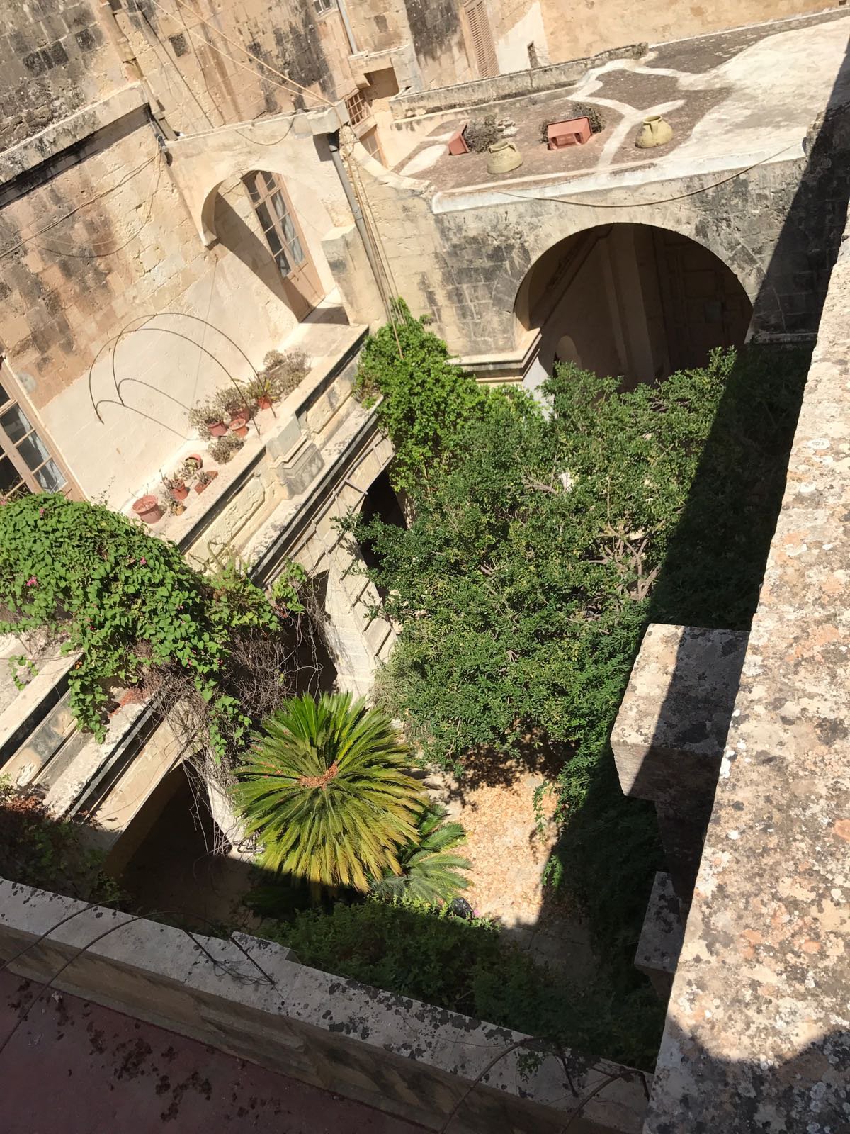 Ad Sale House Mdina (MDN 1230), 33 Rooms refV0290MT