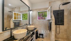 Sale House Opio