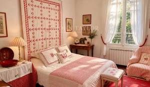 Sale House Orgon