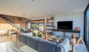 Sale House Pernes-les-Fontaines