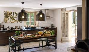 Sale House Pernes-les-Fontaines