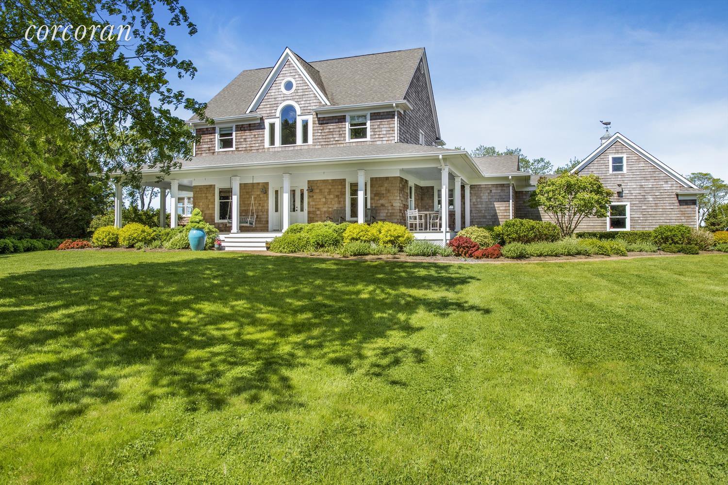 Ad Sale House Riverhead (11901) ref345512