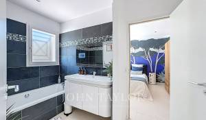 Sale House Roquefort-les-Pins