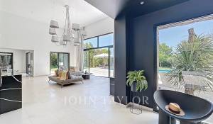 Sale House Roquefort-les-Pins