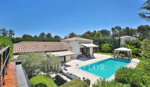 Sale House Roquefort-les-Pins