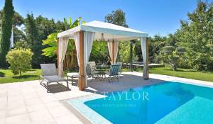 Sale House Roquefort-les-Pins