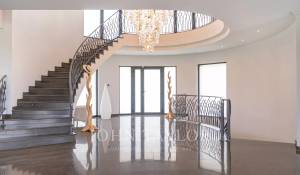 Sale House Roquefort-les-Pins