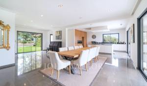 Sale House Roquefort-les-Pins