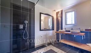 Sale House Roquefort-les-Pins