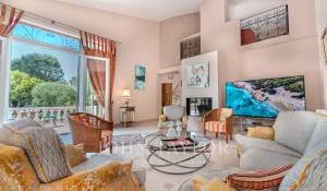 Sale House Roquefort-les-Pins