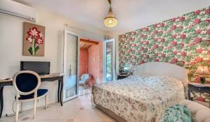 Sale House Roquefort-les-Pins