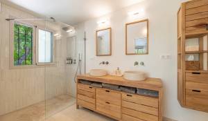 Sale House Roquefort-les-Pins