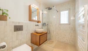 Sale House Roquefort-les-Pins