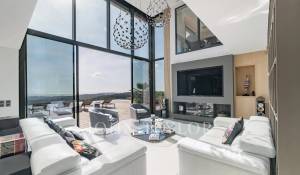 Sale House Roquefort-les-Pins