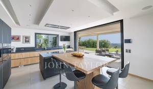 Sale House Roquefort-les-Pins