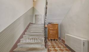 Sale House Roussillon