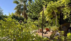 Sale House Saint-Cyr-sur-Mer