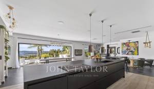 Sale House Saint-Cyr-sur-Mer