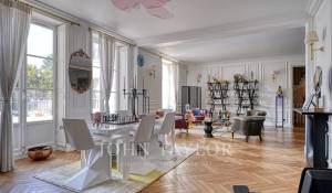 Sale House Saint-Germain-en-Laye