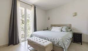 Sale House Saint-Marc-Jaumegarde